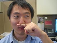 Fingerstache