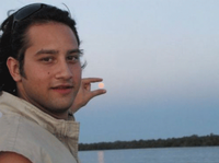 Can You Please Photoshop The Sun Between My Fingers?