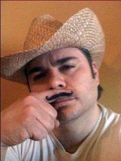 Fingerstache
