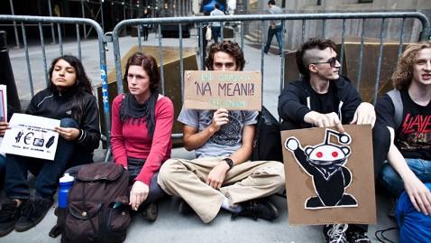 gty_wall_street_protest_jt_110918_wblog.jpg