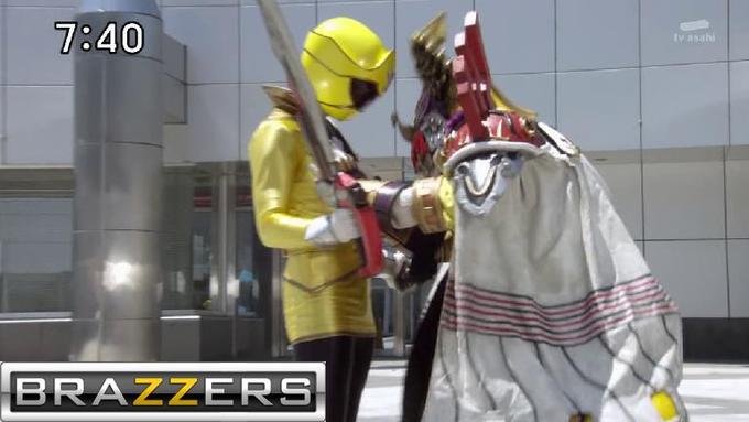 Gokai Yellow grope